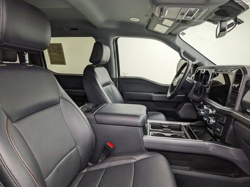 Used 2024 Ford F350 Lariat w/ Lariat Ultimate Package image 40