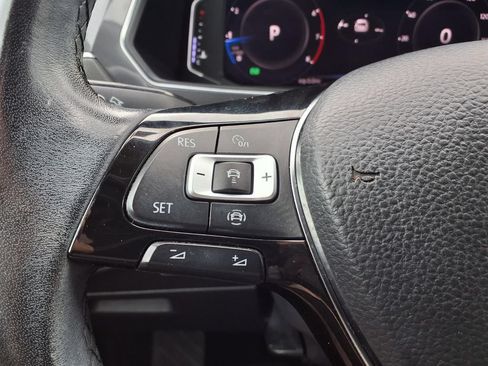 Used 2019 Volkswagen Tiguan SEL AWD/4WD image 19