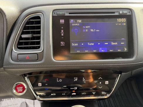 Used 2018 Honda HR-V EX image 19