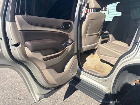 Used 2016 Chevrolet Tahoe LT w/ Luxury Package RWD image 17