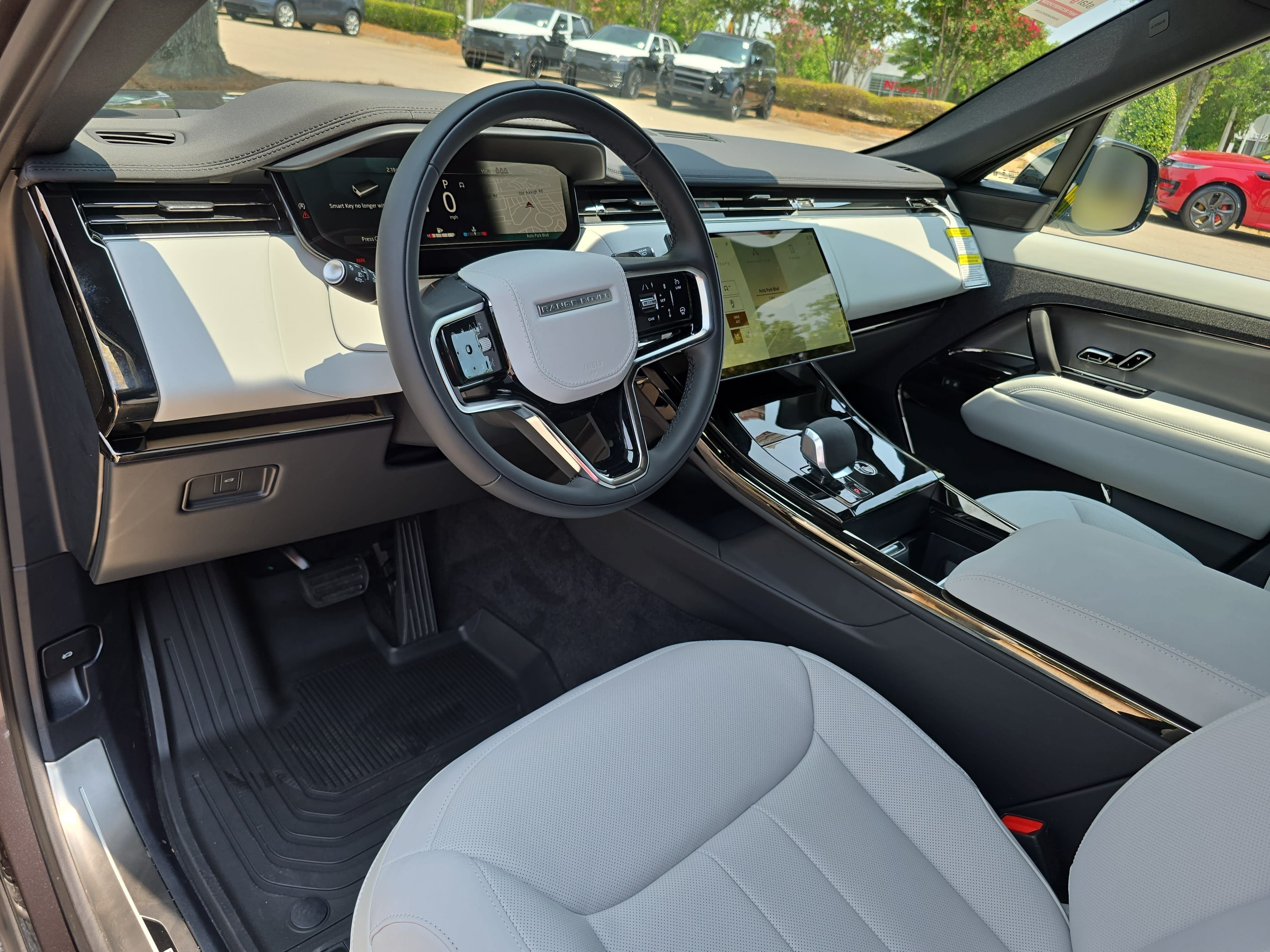 New 2026 Land Rover Range Rover Sport SE AWD/4WD image 16