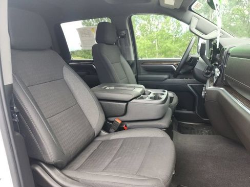 Used 2025 Chevrolet Silverado 2500 LT w/ Convenience Package AWD/4WD image 25