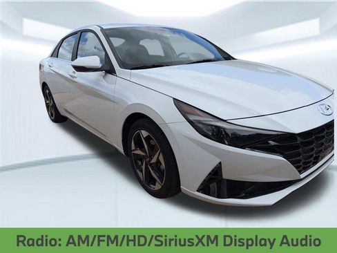 Used 2023 Hyundai Elantra Limited FWD image 5