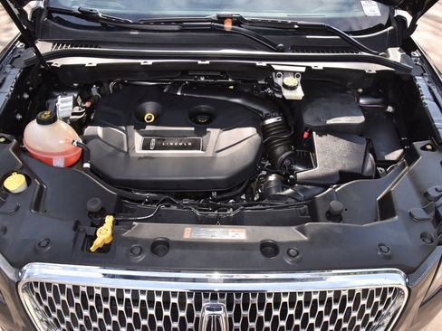 Used 2019 Lincoln MKC Reserve image 38