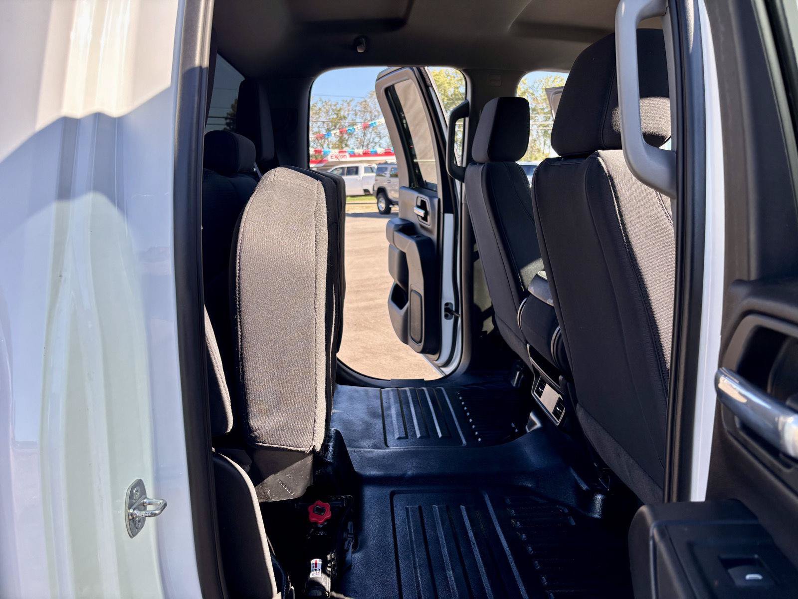 Used 2023 GMC Sierra 2500 Pro AWD/4WD image 17