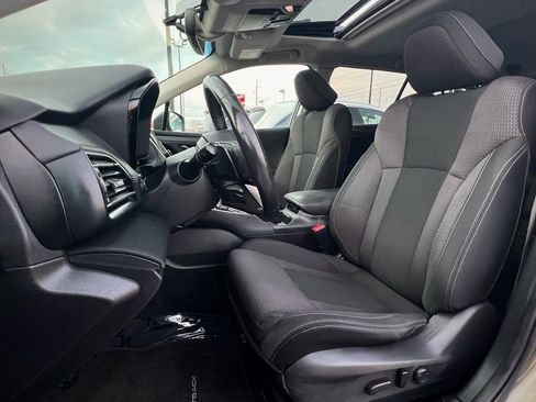 Used 2021 Subaru Outback Premium image 17