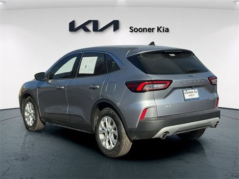 Used 2023 Ford Escape Active image 4