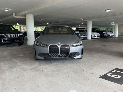 Used 2023 BMW i4 eDrive40 RWD image 5