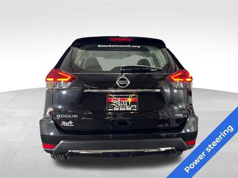 Used 2019 Nissan Rogue S image 6