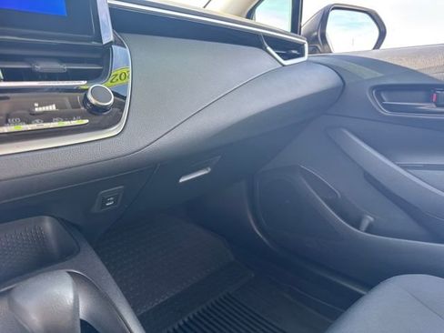Used 2024 Toyota Corolla LE image 19