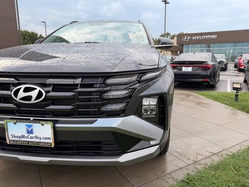 Used 2025 Hyundai Tucson SEL AWD/4WD image 13