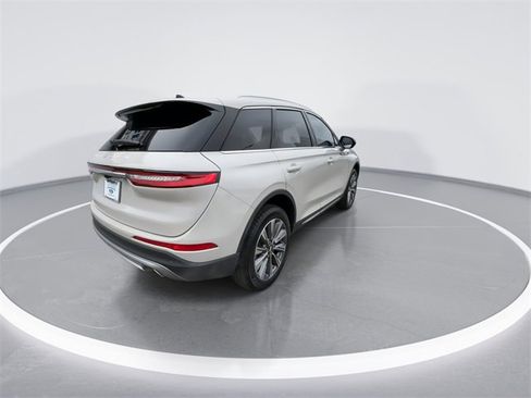 Used 2022 Lincoln Corsair Reserve w/ Elements Package image 8