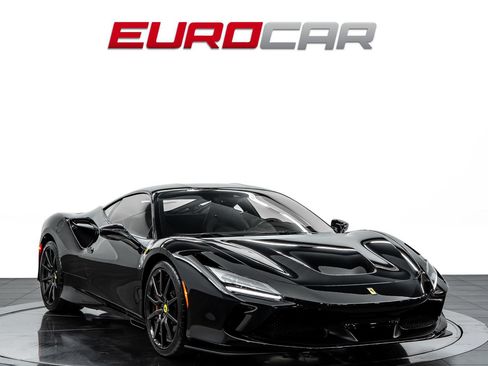 Used 2022 Ferrari F8 Tributo RWD image 7