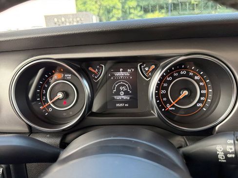Used 2022 Jeep Wrangler Unlimited Sport AWD/4WD image 49
