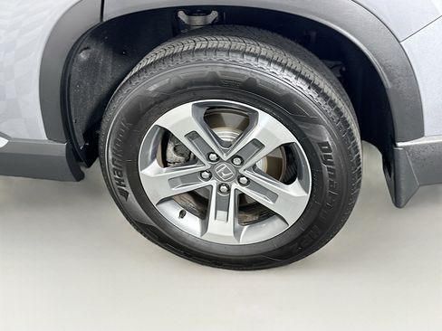 Used 2024 Honda Pilot EX-L image 11