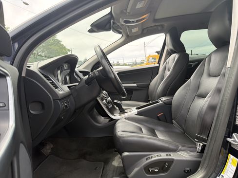 Used 2016 Volvo XC60 T5 Premier AWD/4WD image 7