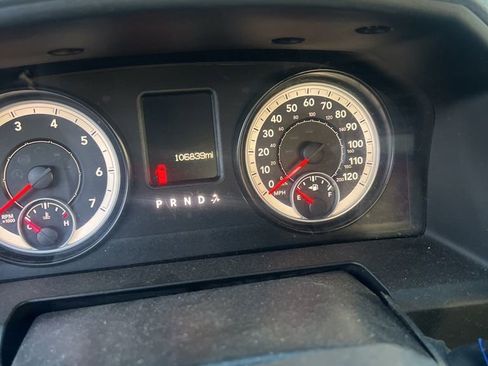 Used 2014 RAM 1500 Express image 10