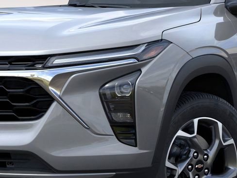 New 2026 Chevrolet Trax LT image 10