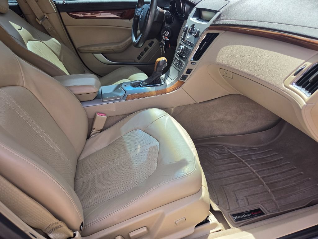 Used 2011 Cadillac CTS Luxury RWD image 37