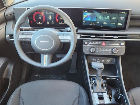 New 2026 Hyundai Tucson SE image 25