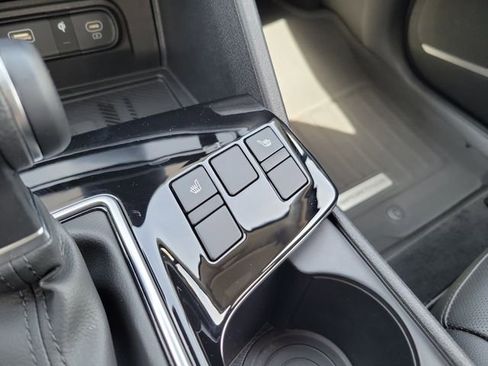 Certified 2025 Kia Sportage EX w/ Premium Package image 28