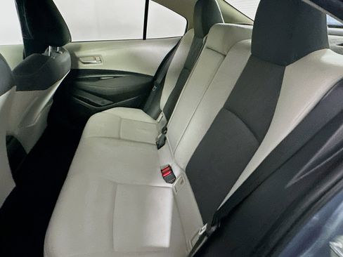 Used 2020 Toyota Corolla LE image 26