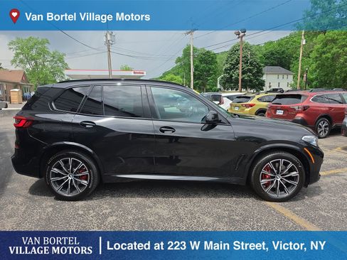 Used 2023 BMW X5 xDrive40i w/ Executive Package AWD/4WD image 4