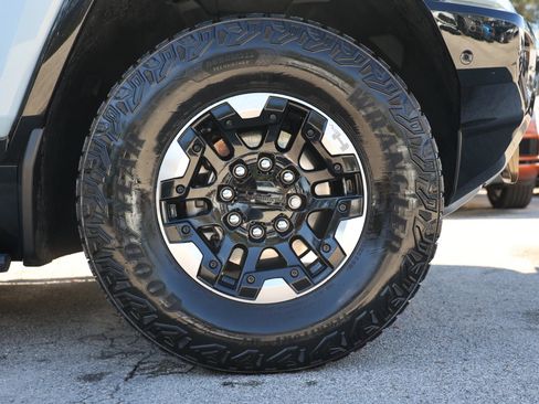 Used 2024 GMC Hummer EV 2X w/ Extreme Off-Road Package image 69