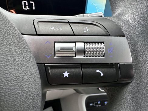 Used 2024 Hyundai Kona SE AWD/4WD image 18