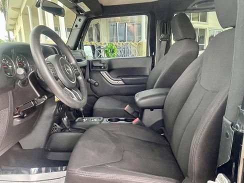 Used 2013 Jeep Wrangler Sport image 10