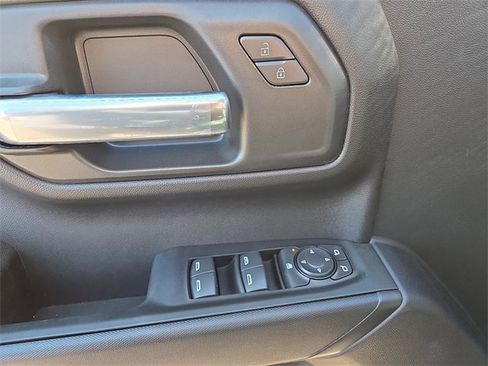 New 2026 Chevrolet Silverado 1500 Custom image 9