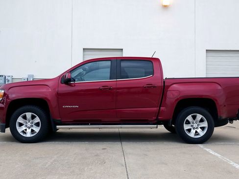 Used 2017 GMC Canyon SLE w/ SLE Convenience Package image 14