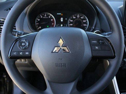 New 2026 Mitsubishi Eclipse Cross LE image 8