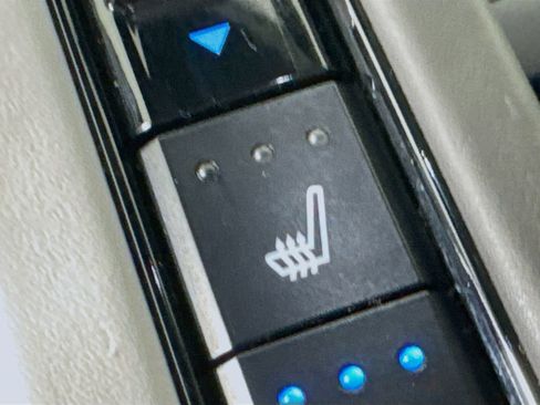 Used 2023 Chevrolet Corvette Stingray Premium Cpe w/ Z51 Performance Package RWD image 24