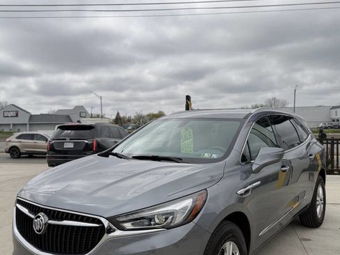 Used 2018 Buick Enclave Essence image 20