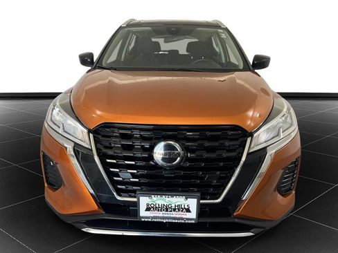 Used 2021 Nissan Kicks SV FWD image 8