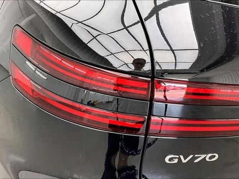 Used 2026 Genesis GV70 3.5T Sport Prestige AWD/4WD image 16