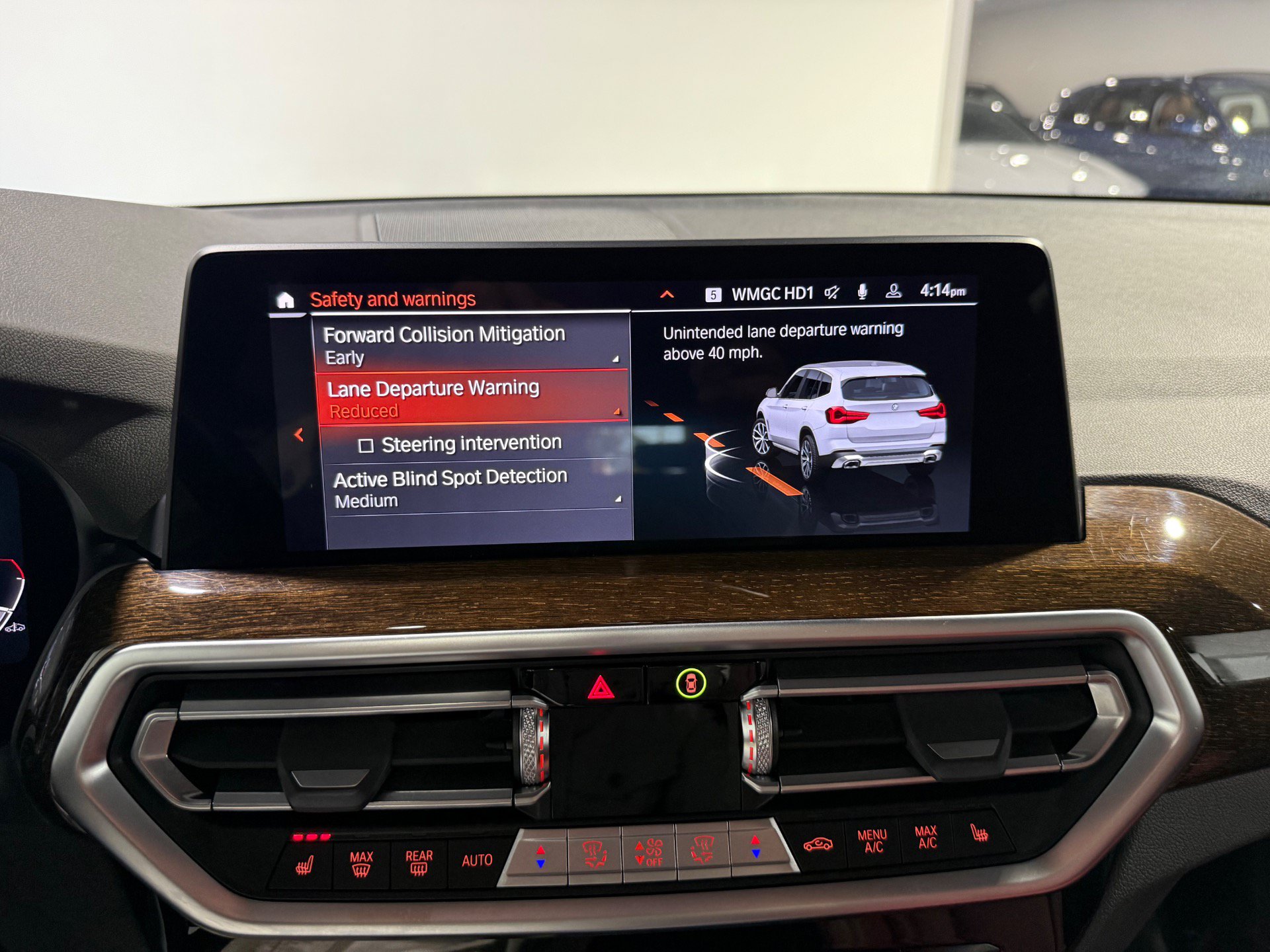 Used 2024 BMW X3 xDrive30i w/ Convenience Package AWD/4WD image 39