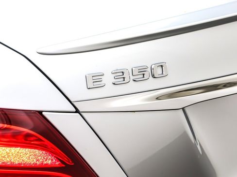 Used 2020 Mercedes-Benz E 350 E 350 RWD Sedan image 10