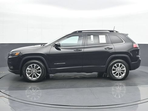 Used 2022 Jeep Cherokee Latitude Lux w/ Sun & Sound Group AWD/4WD image 3