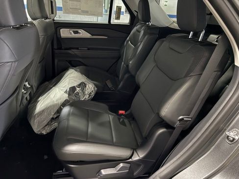 New 2026 Ford Explorer Active w/ Active Comfort Package image 22