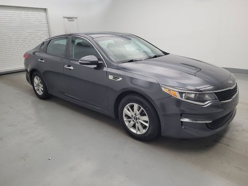 Used 2018 Kia Optima LX FWD image 11