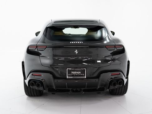 Used 2024 Ferrari Purosangue image 4