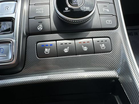 Used 2022 Hyundai Santa Fe Limited AWD/4WD image 75