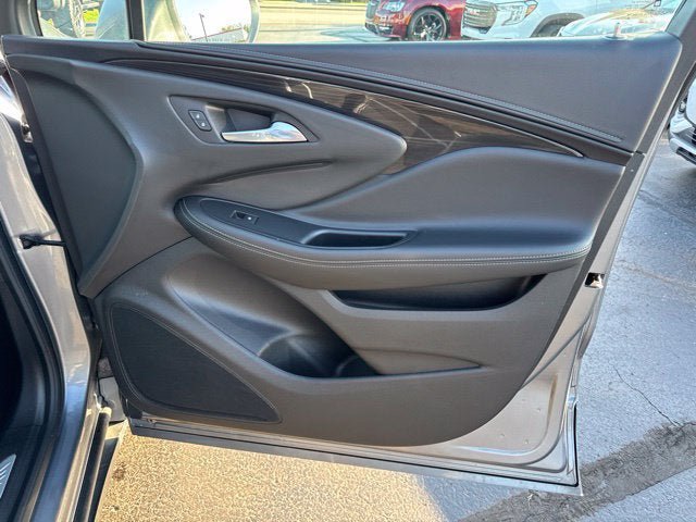 Used 2020 Buick Envision Essence AWD/4WD image 27