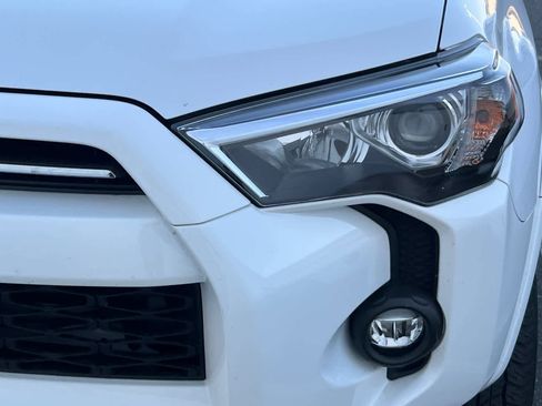 Used 2024 Toyota 4Runner SR5 image 10