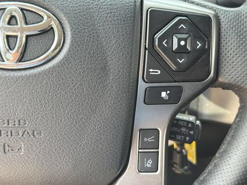 Used 2022 Toyota Tacoma SR5 w/ Technology Package RWD image 28