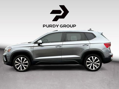 Used 2022 Volkswagen Taos SE image 5