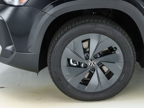 New 2026 Volkswagen Taos S FWD image 41