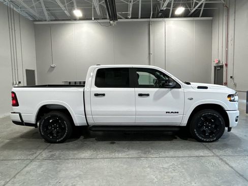 New 2026 RAM 1500 Big Horn AWD/4WD image 5
